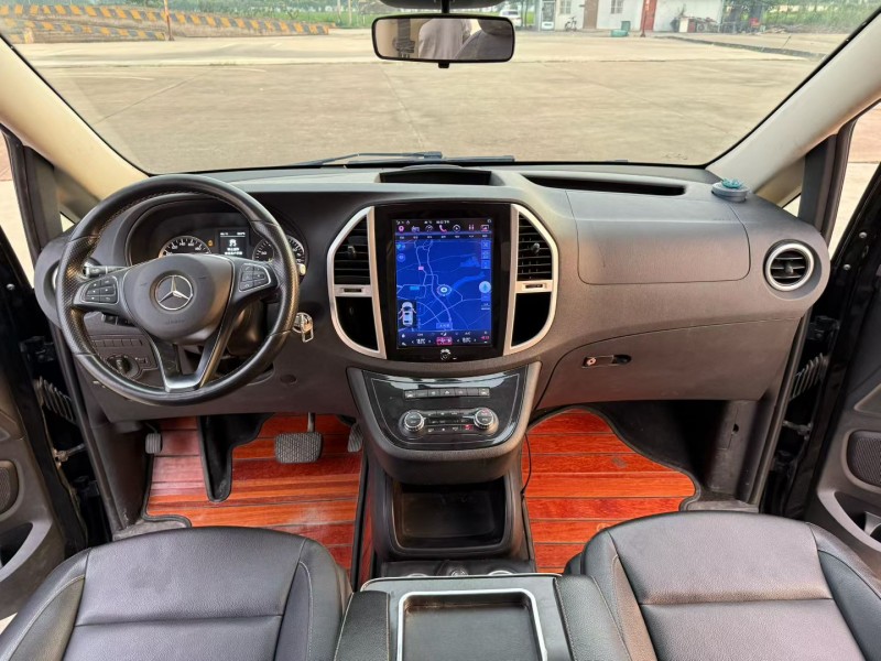 徐州19年奔驰威霆6