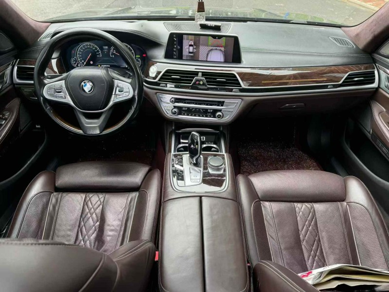 保定16年宝马7系4