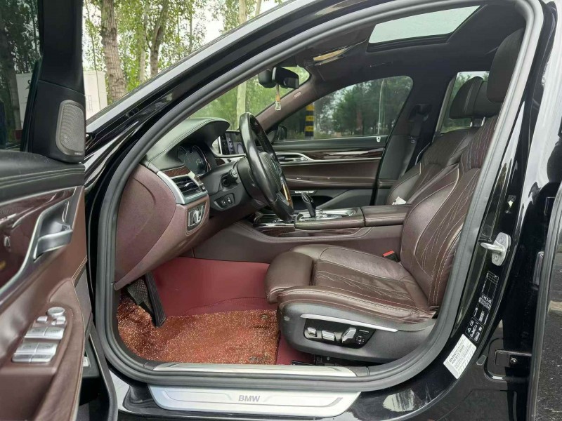 保定16年宝马7系6