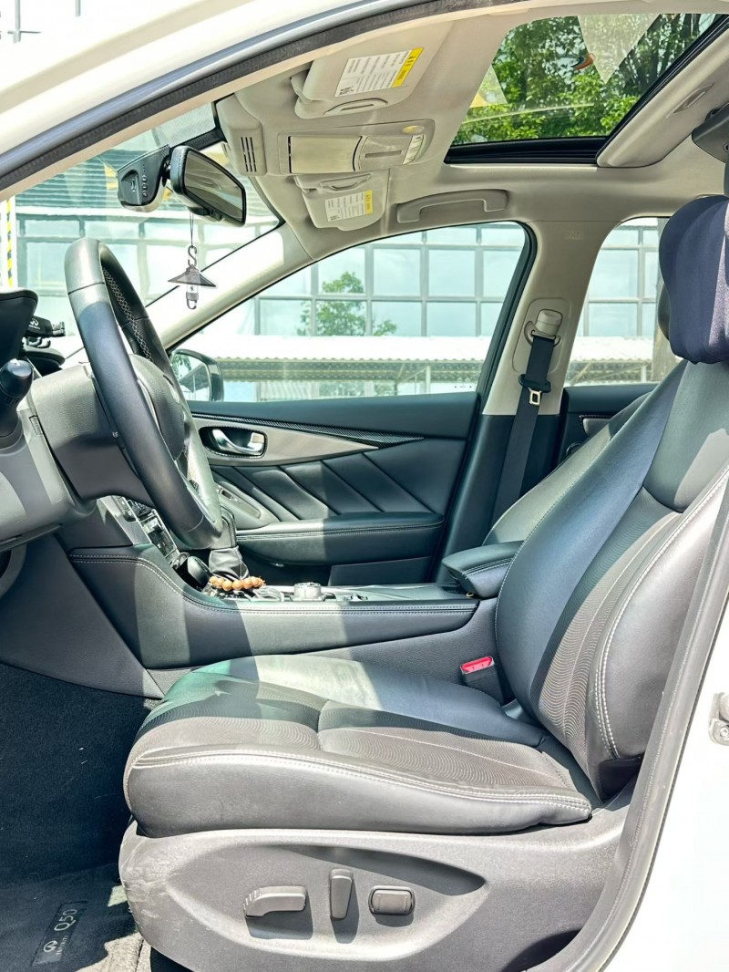 东莞20年英菲尼迪Q50L4