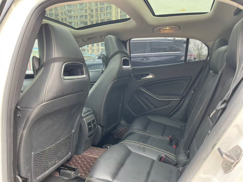 焦作18年奔驰GLA5