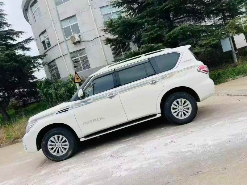 济南19年日产途乐3