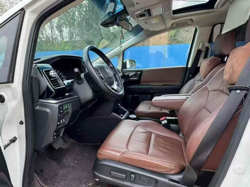 济南21年本田艾力绅5