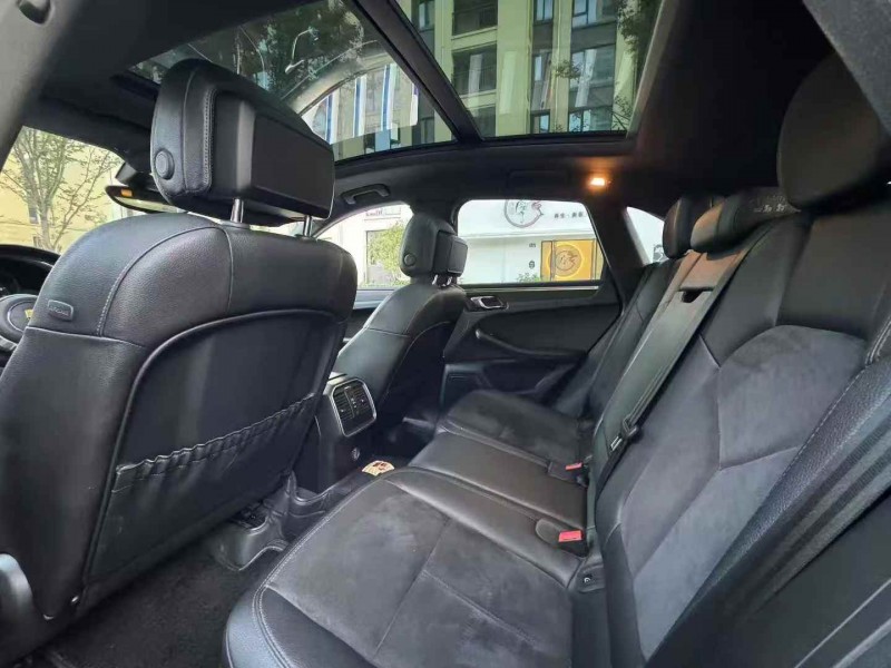 温州18年保时捷Macan7