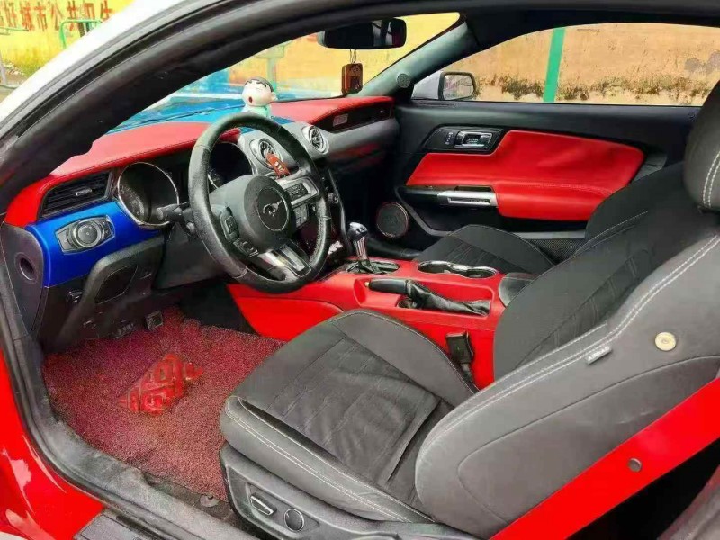 济南16年福特野马5