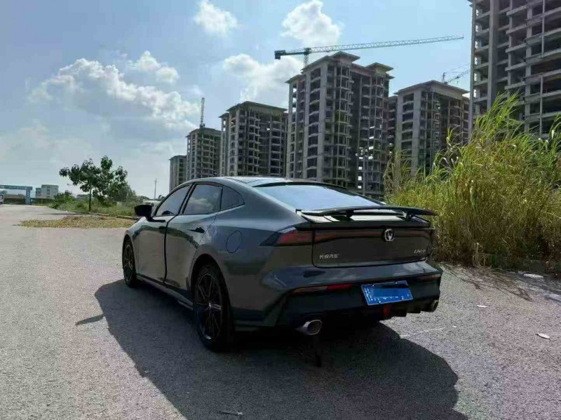 柳州25年长安汽车UNI8