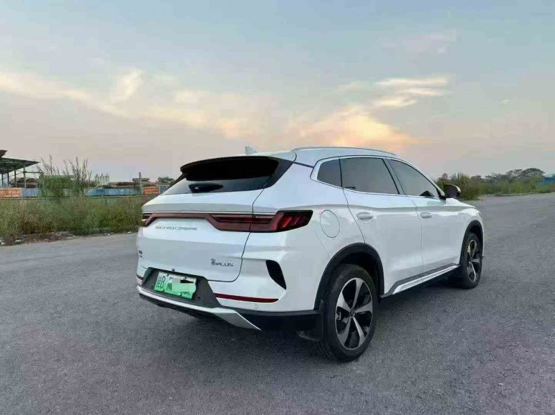 北海23年比亚迪宋4