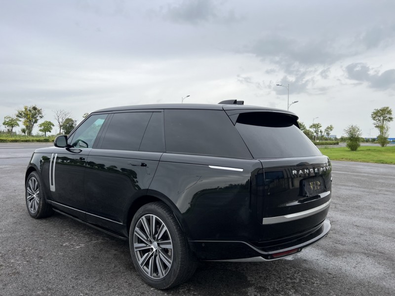 盐城25年路虎揽胜行政9