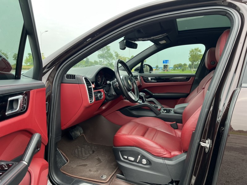 盐城20年保时捷卡宴4