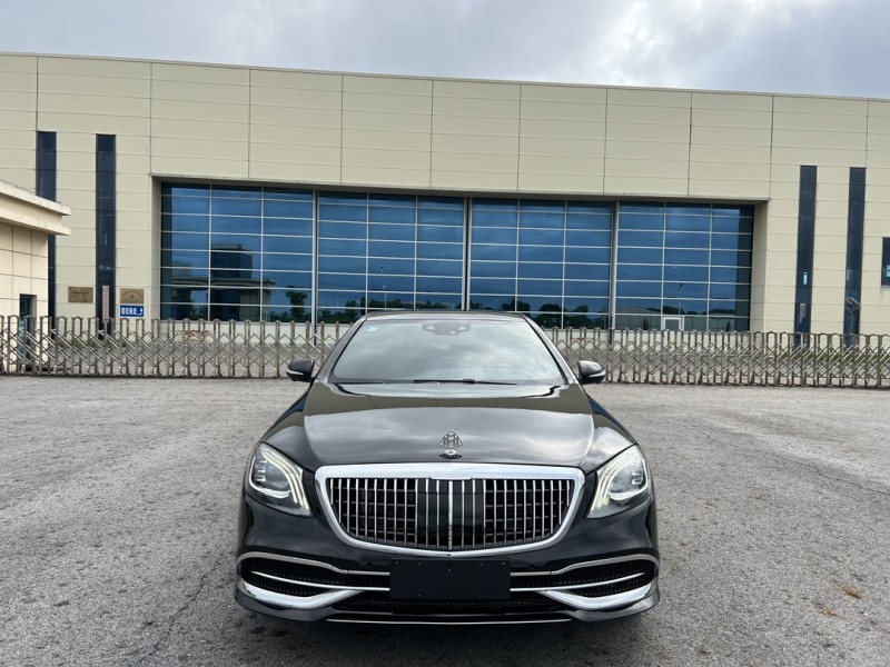 盐城19年奔驰迈巴赫S级1