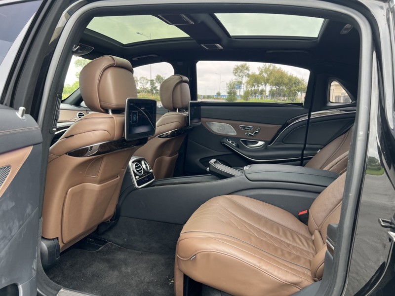 盐城19年奔驰迈巴赫S级5