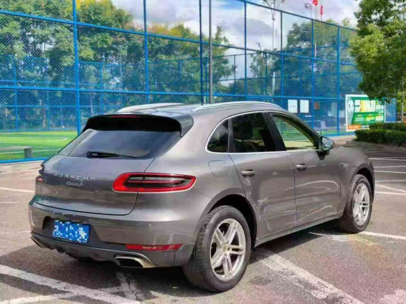 温州15年保时捷Macan8