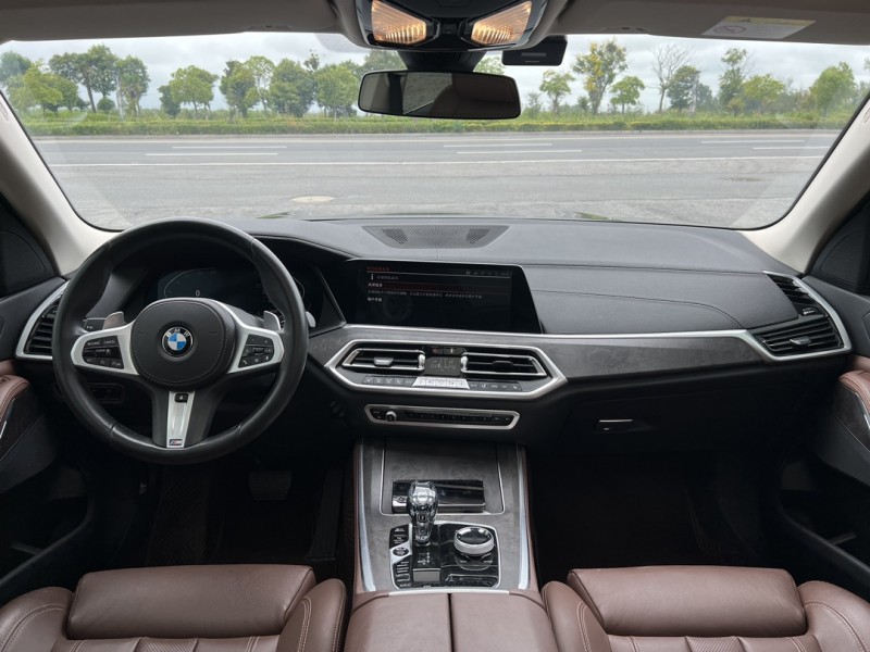 盐城21年宝马X57