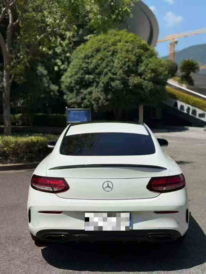 温州22年奔驰C8
