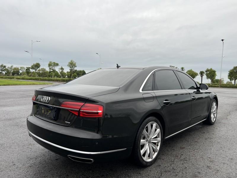 盐城17年奥迪A8L8