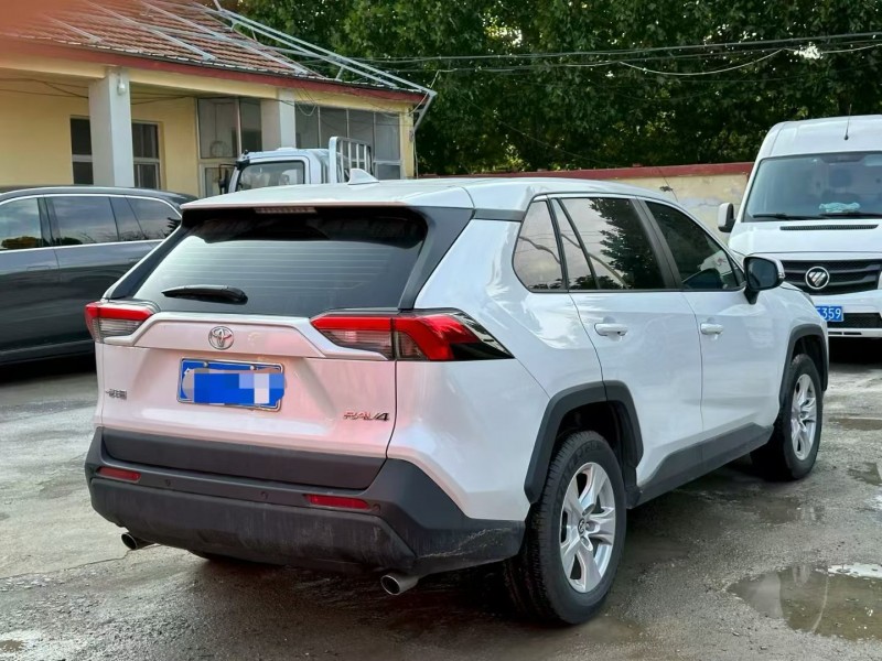 淄博24年丰田RAV4荣放8