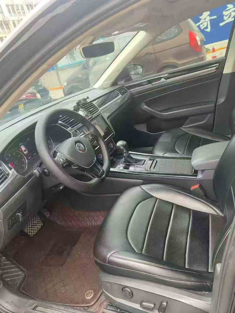 株洲19年大众辉昂6