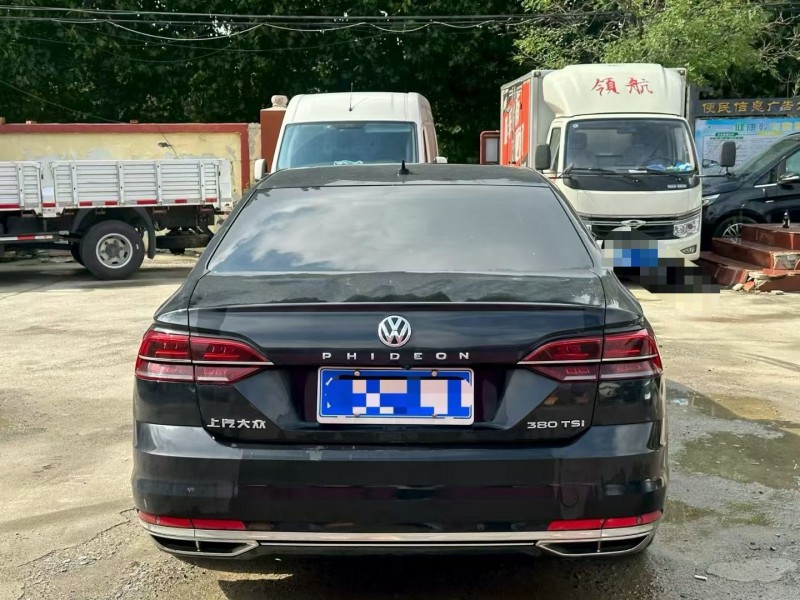 淄博18年大众辉昂9