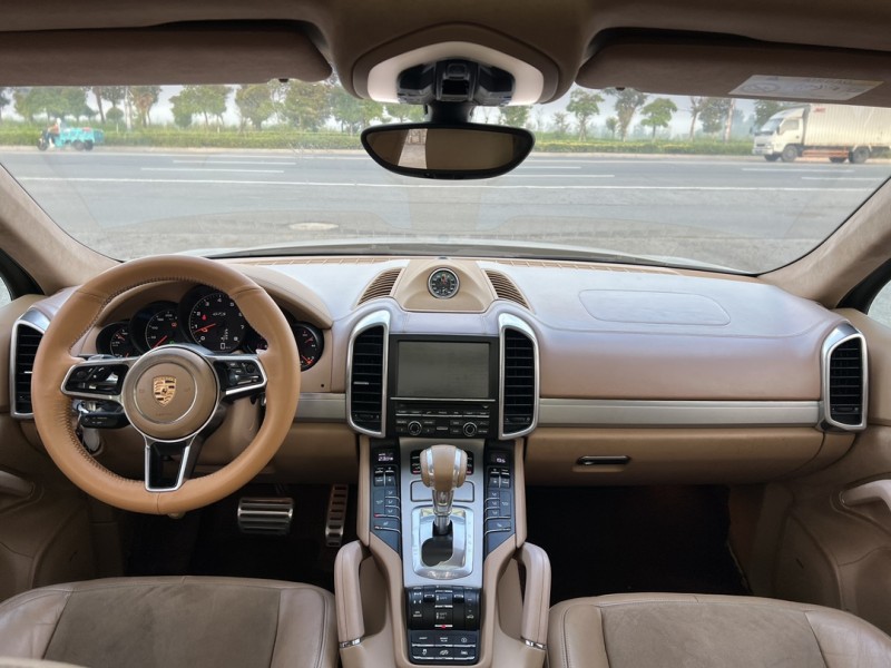 盐城15年保时捷卡宴7