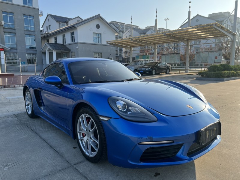 盐城17年保时捷7182