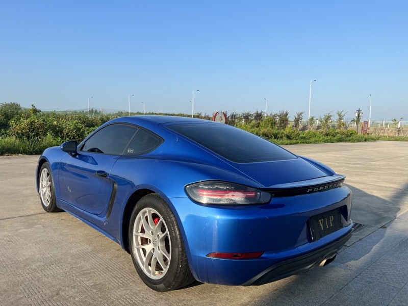 盐城17年保时捷7188