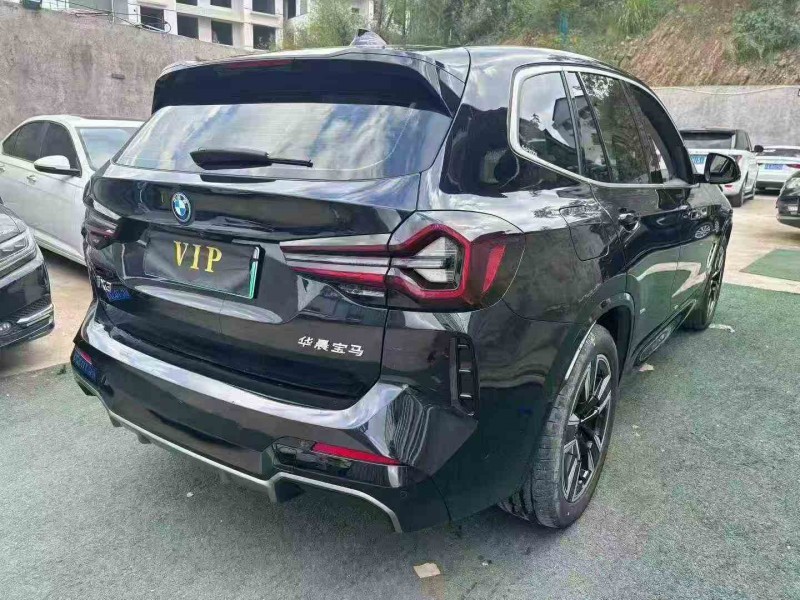 湘潭24年宝马IX38