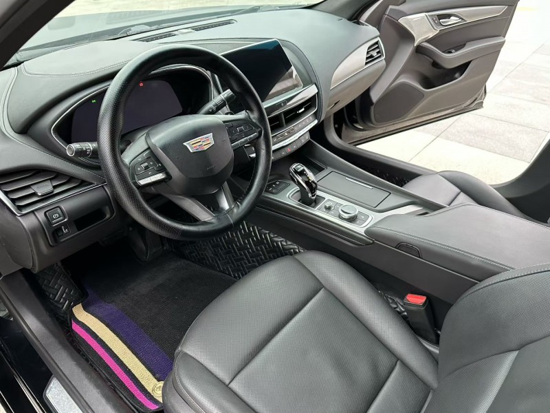 枣庄23年凯迪拉克CT54