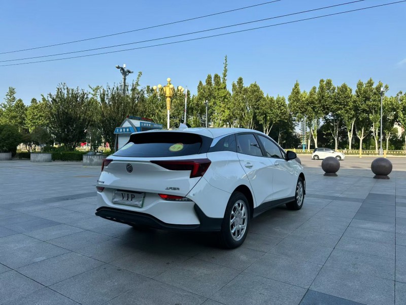 枣庄25年别克微蓝8