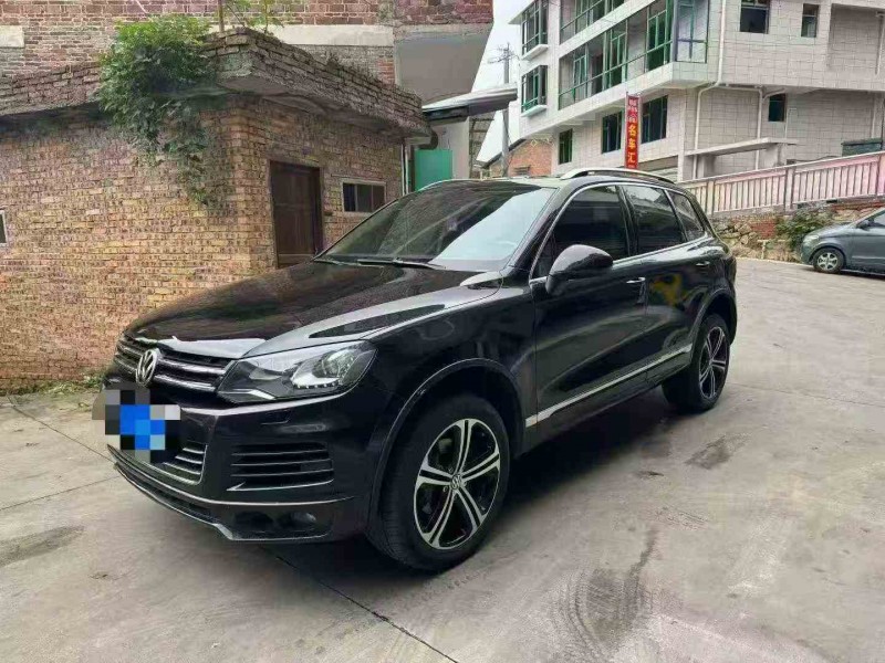 常德15年大众途锐3