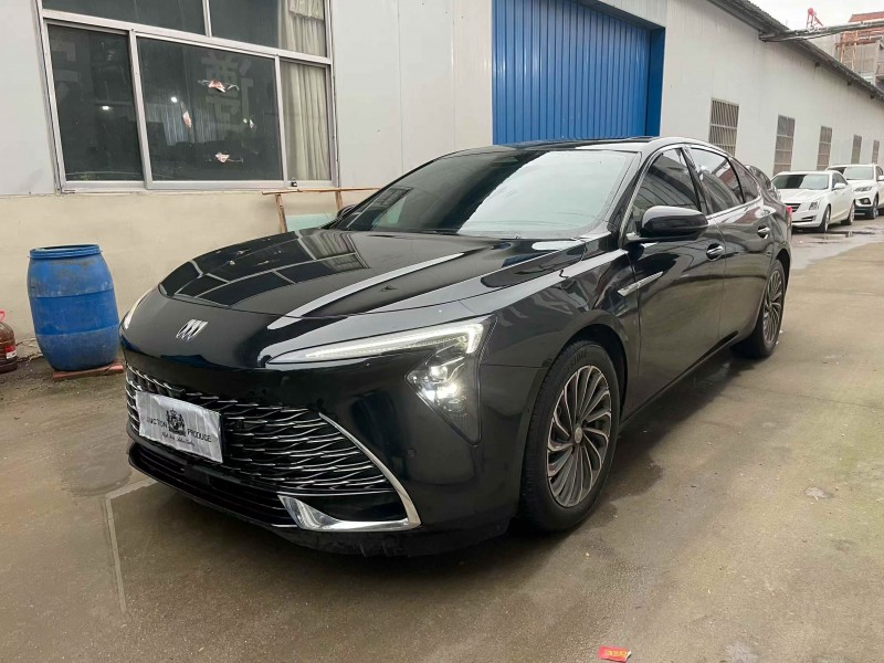 泰安23年别克君越4