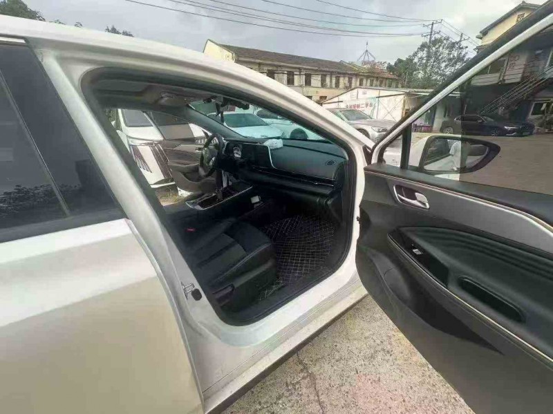 湘潭24年传祺埃安S5