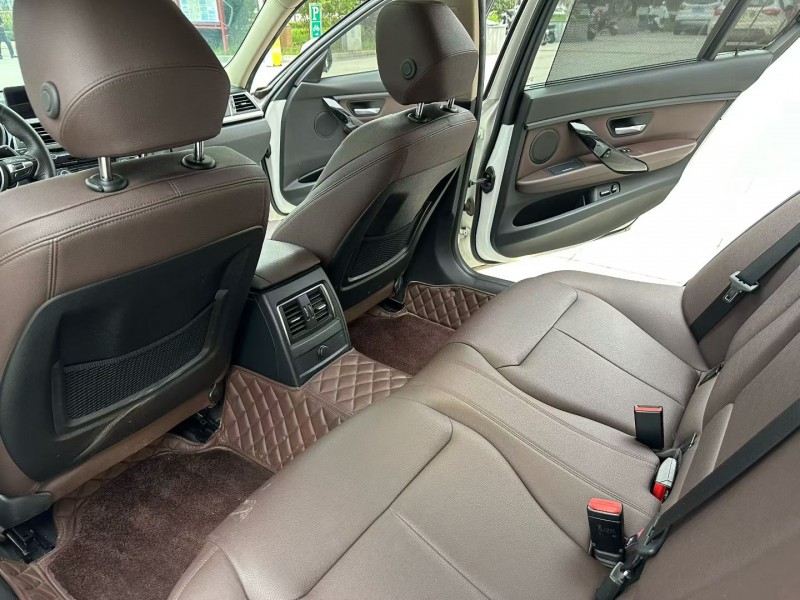 枣庄18年宝马3系5