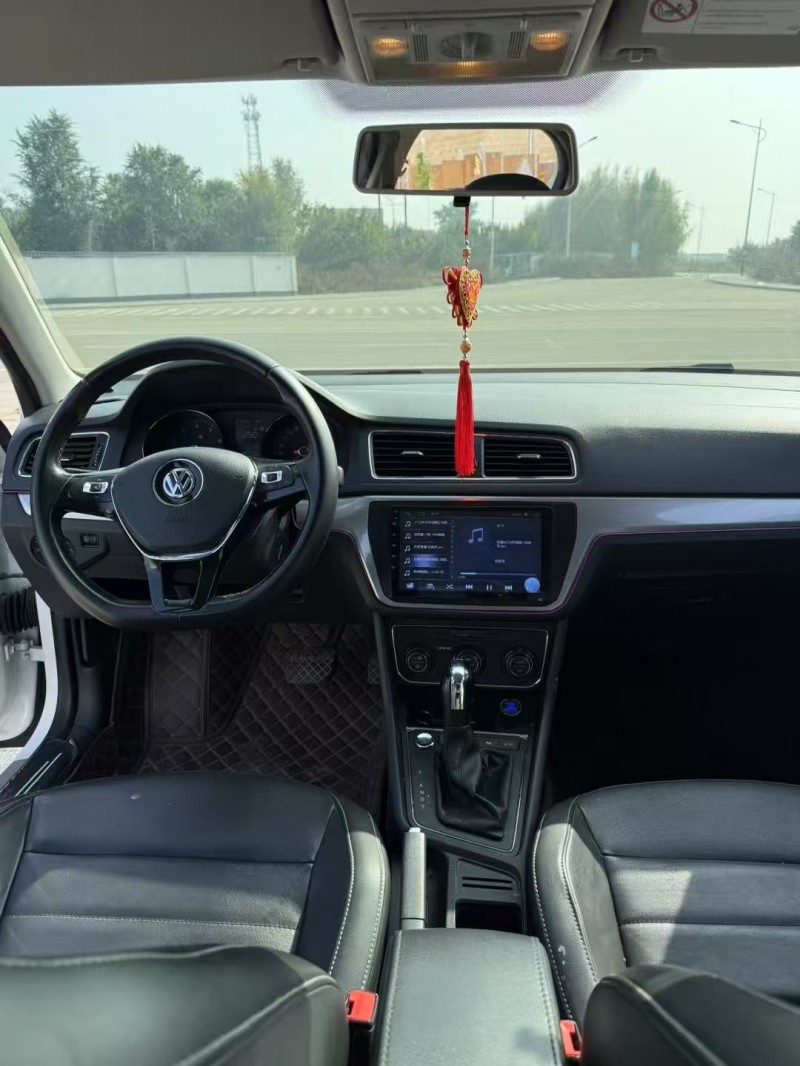 呼和浩特17年大众朗逸4