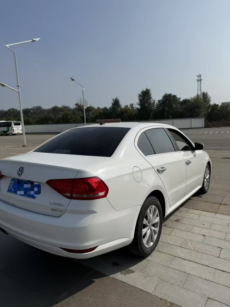 呼和浩特17年大众朗逸9