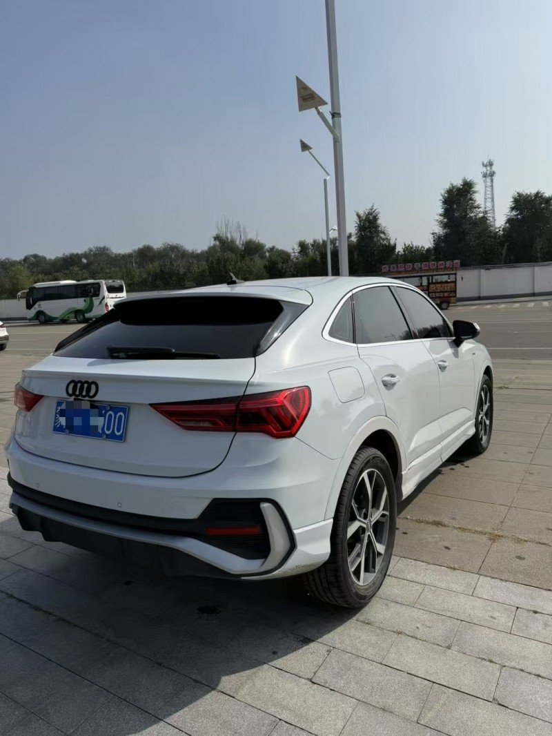 呼和浩特21年奥迪Q39