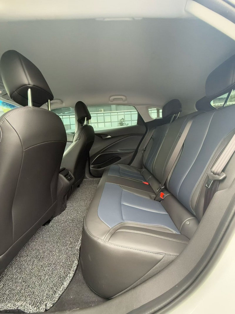 东莞24年别克微蓝6