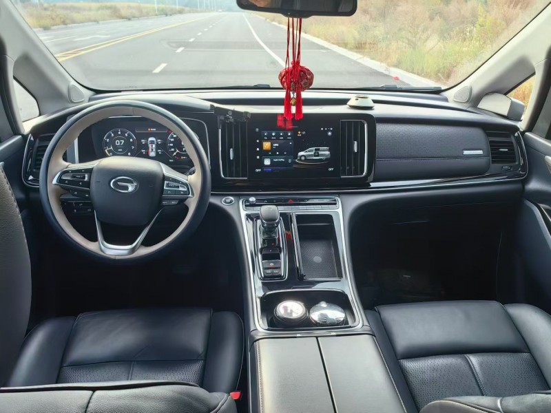 呼和浩特22年传祺M86