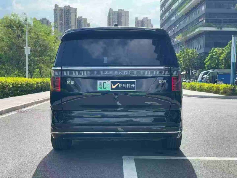 东莞23年极氪汽车0099