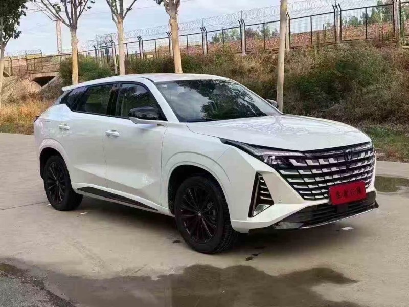 郑州25年长安汽车UNI2