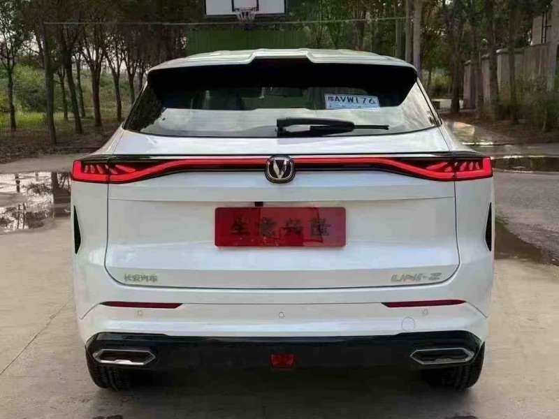 郑州25年长安汽车UNI5