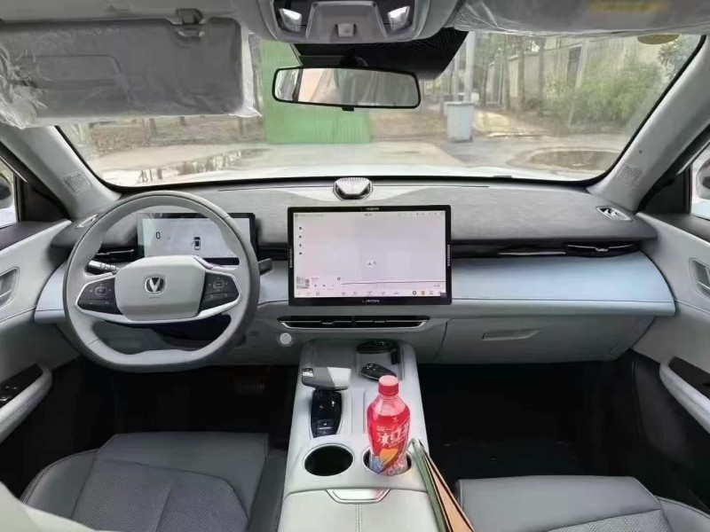 郑州25年长安汽车UNI9