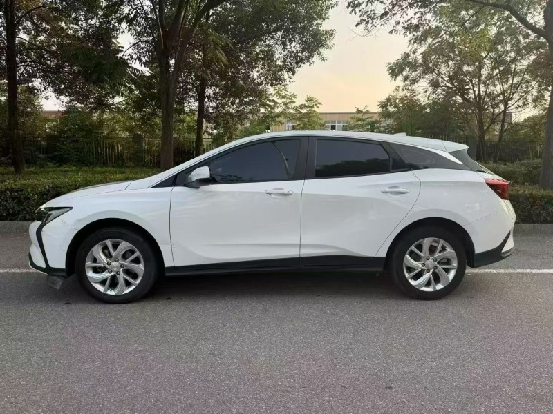 娄底24年别克微蓝7