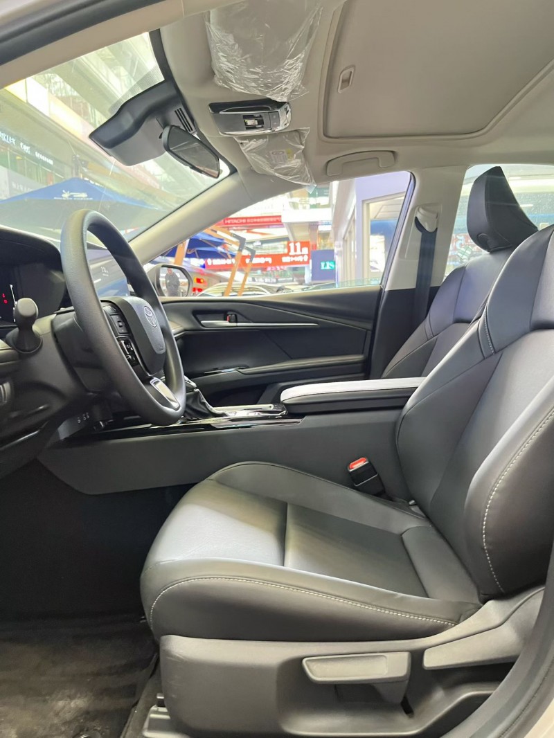 中山25年丰田凯美瑞5