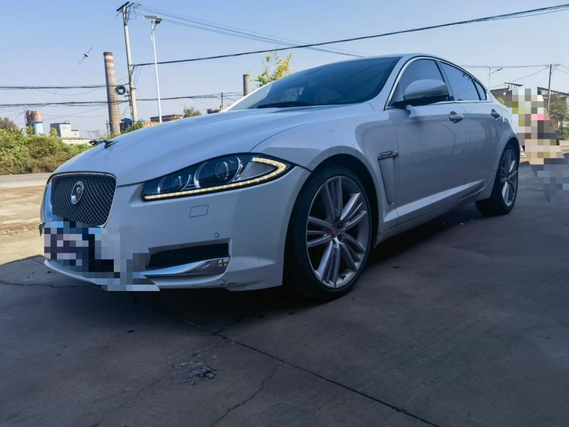 晋中15年捷豹XF3