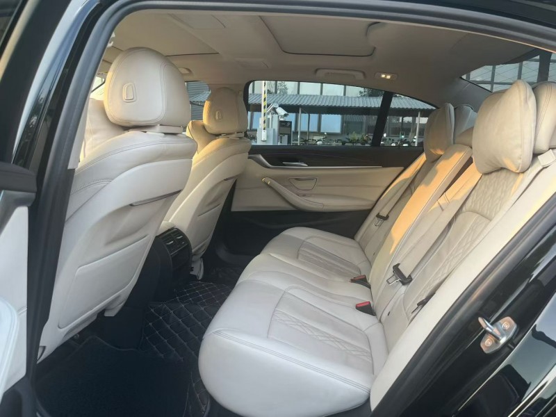 东莞19年宝马5系4