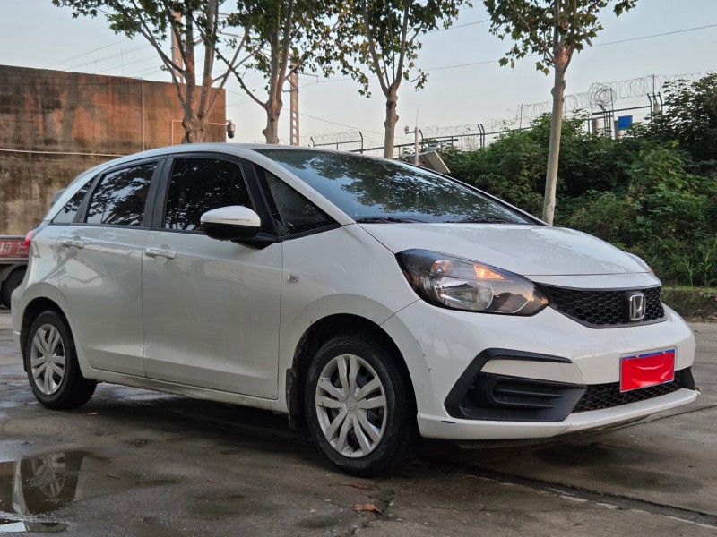 郑州23年本田飞度2