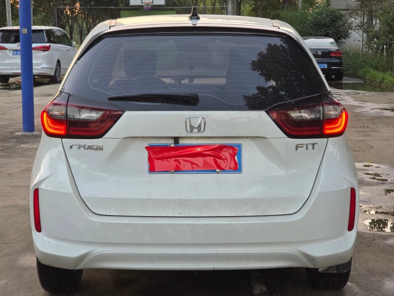 郑州23年本田飞度4