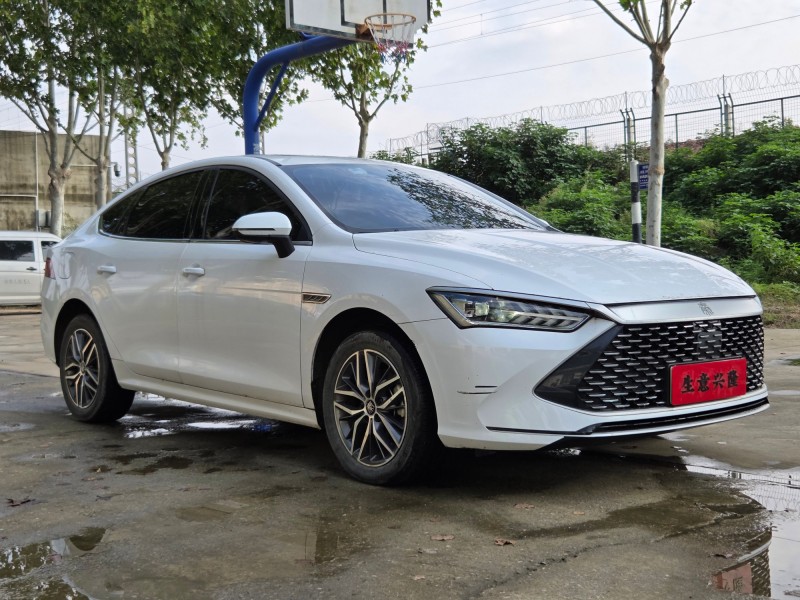 郑州22年比亚迪秦2