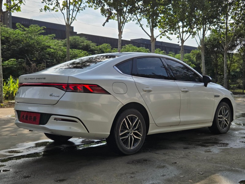 郑州22年比亚迪秦9