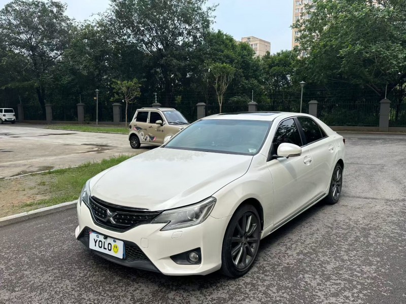 徐州16年丰田锐志2